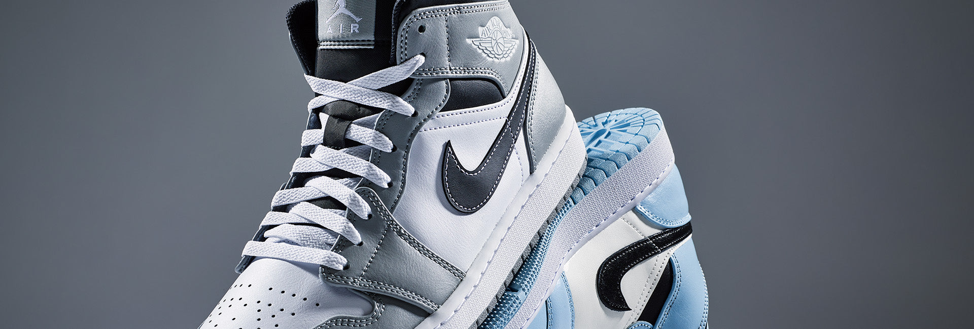 Nike Air Jordan 1 Mid Ice Blue und Wolfgray Titelbild