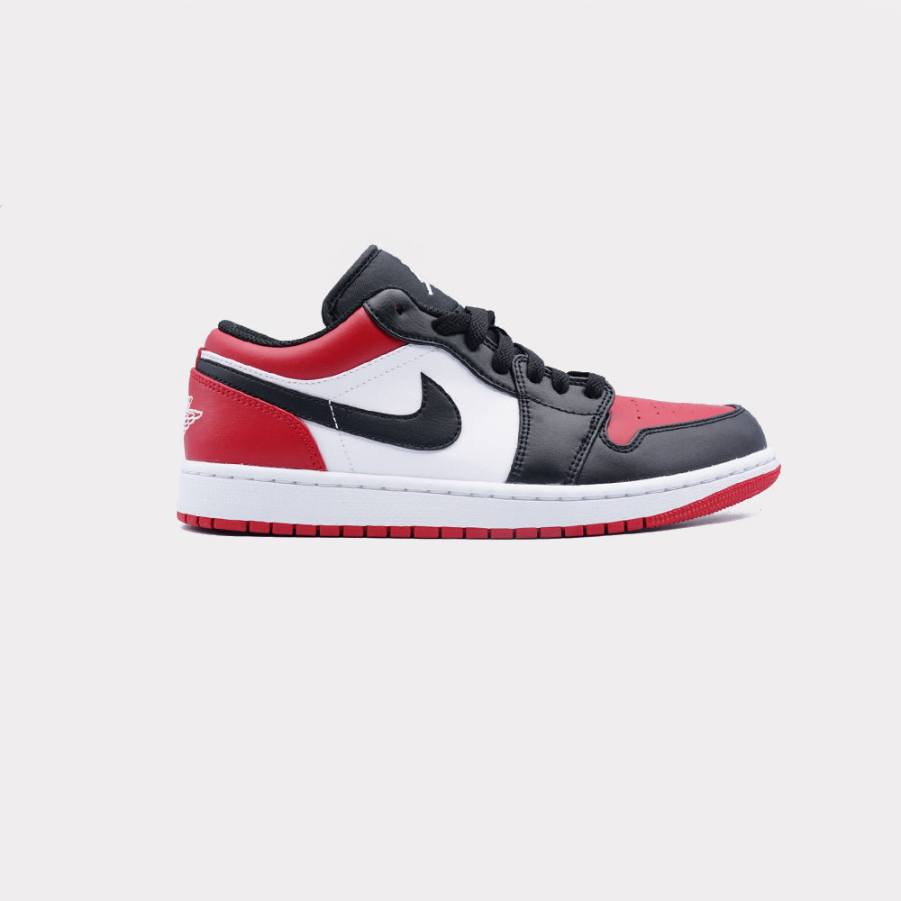 Nike Air Jordan 1 - Low Bred Toe